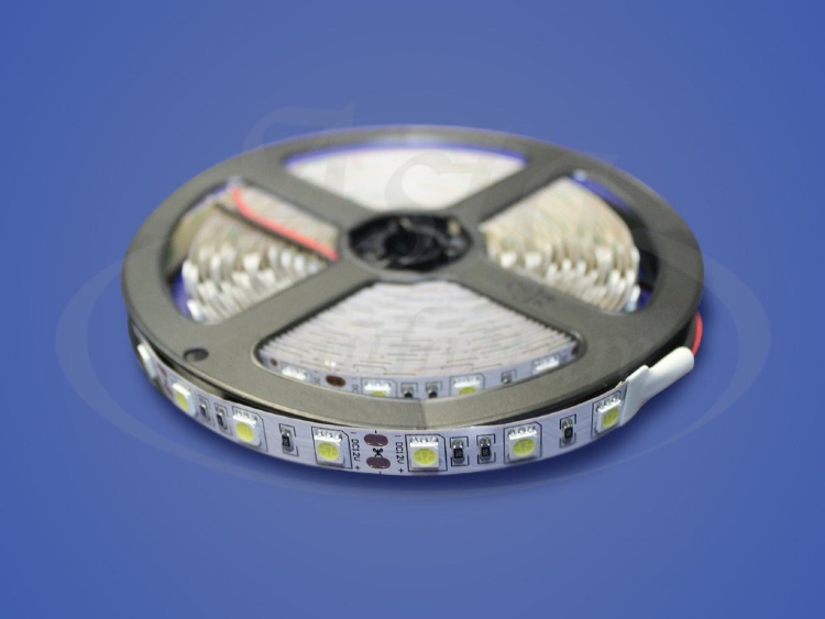 Светодиодная лента открытая SMD 5050 60LED/mIP, 12 V, теплый белый Светодиодная лента открытая SMD 5050 60LED/mIP, 12 V, теплый белый